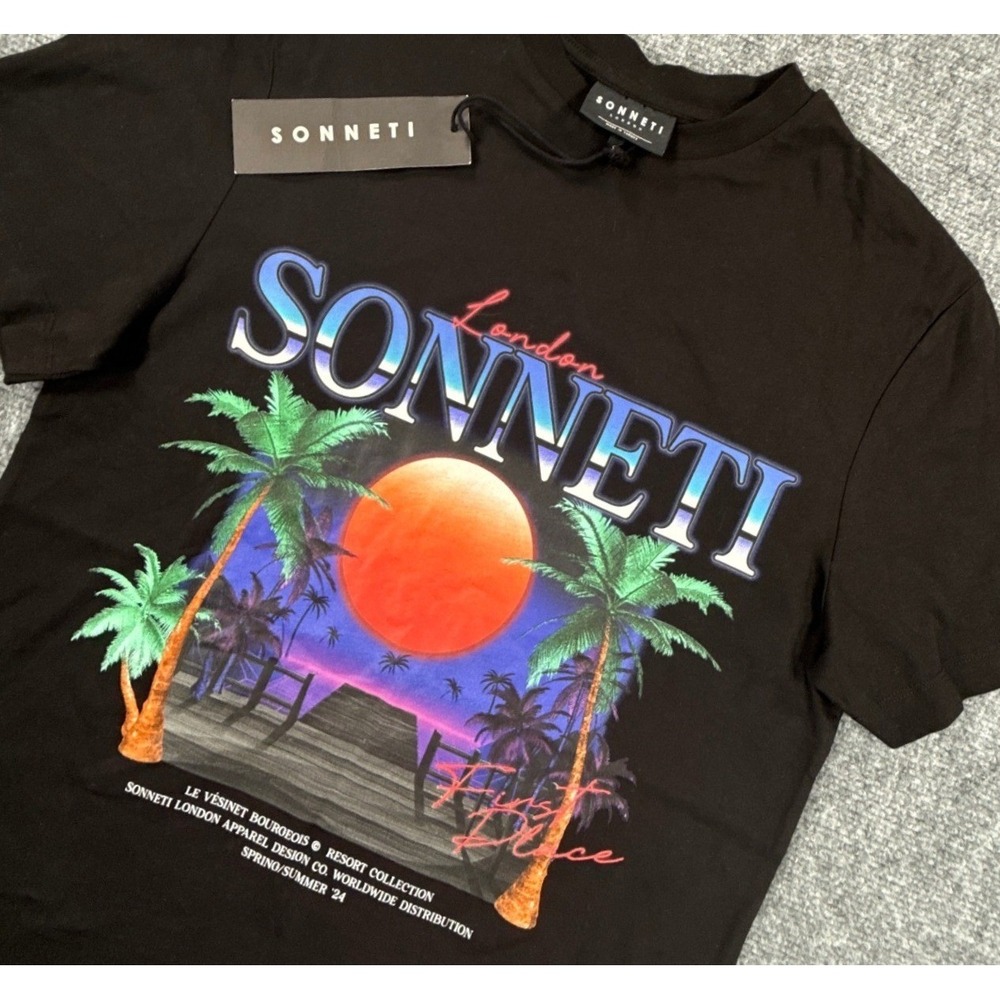 Sonneti London Mens Small Black Resort Collection Graphic T-Shirt NWT